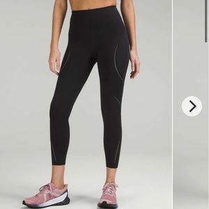 FINAL OFFER-Lululemon Base Pace HR Reflective Tight 25" Black